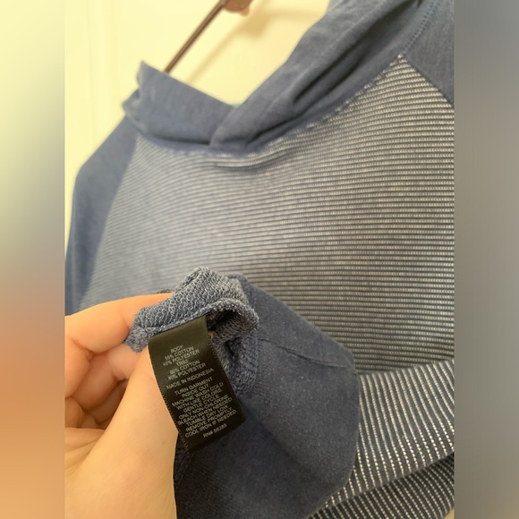 Express Men’s Blue White Thin Horizontal Striped Hoodie Sweater- Size Large - Picture 5 of 5